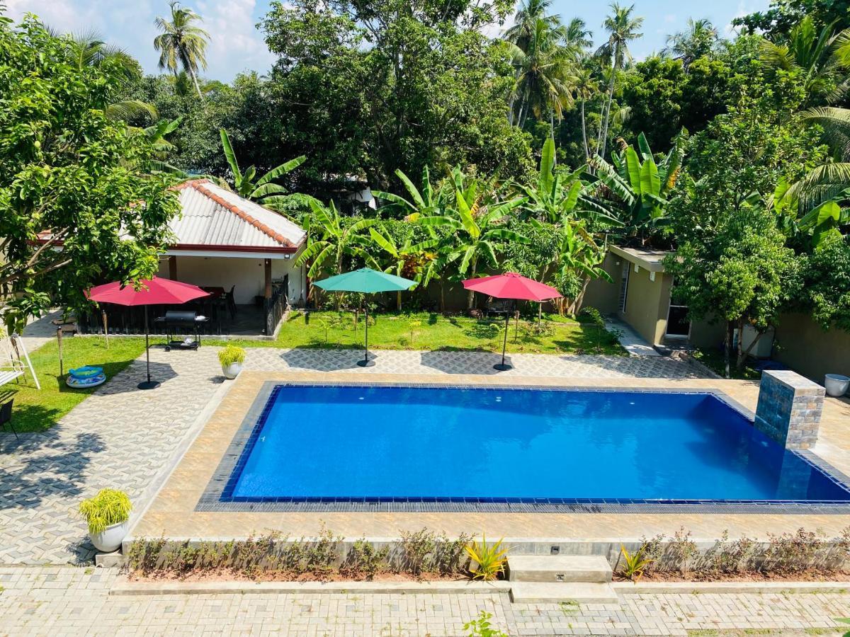 The Kingslayer Resort Negombo Exterior foto